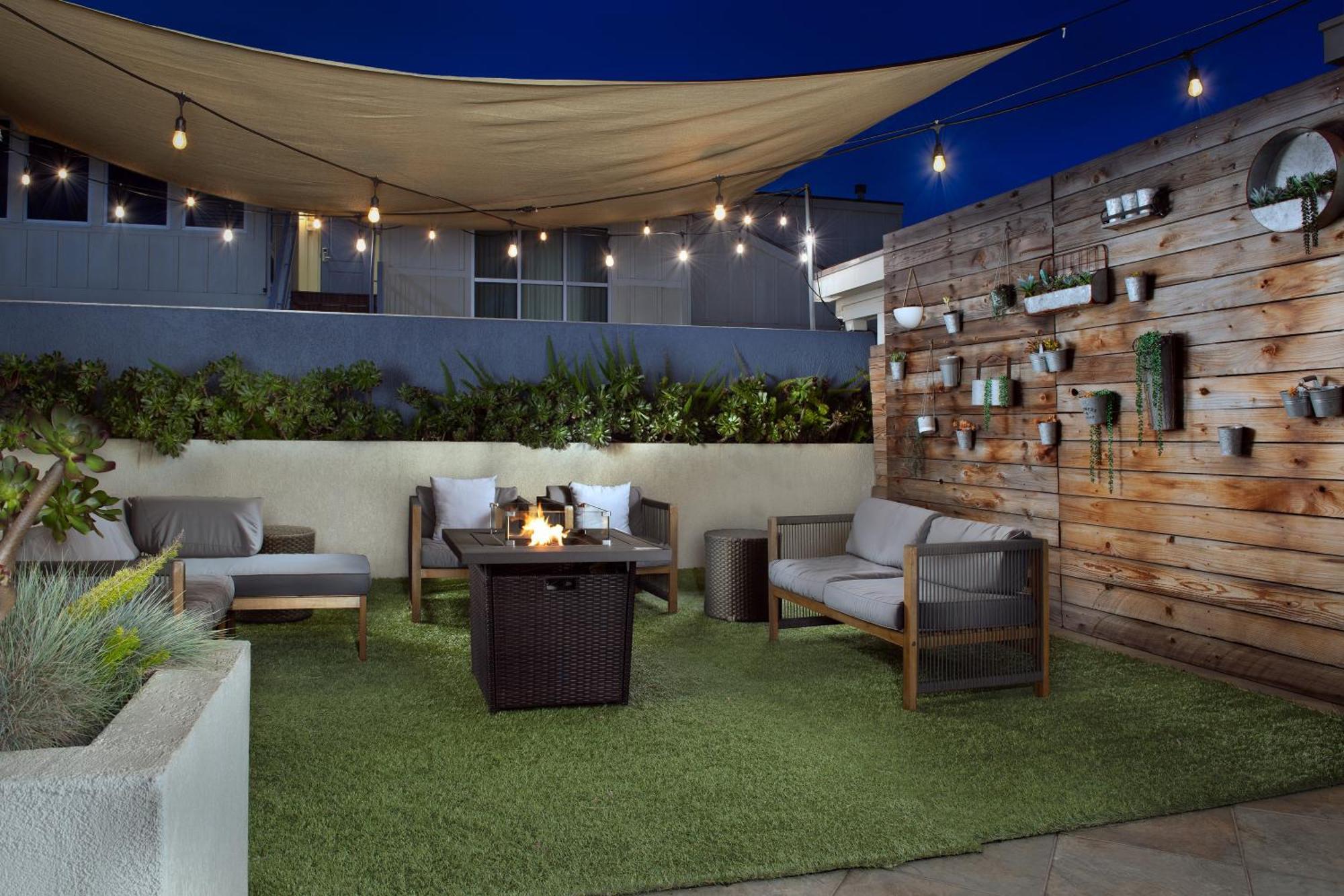 Hilton Garden Inn Los Angeles Marina Del Rey Exteriör bild